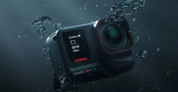 Insta360 Ace Pro 2 Xplorer Bundle